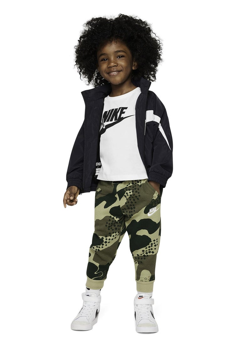 Nike Kids Futura Evergreen T-Shirt - Image 4